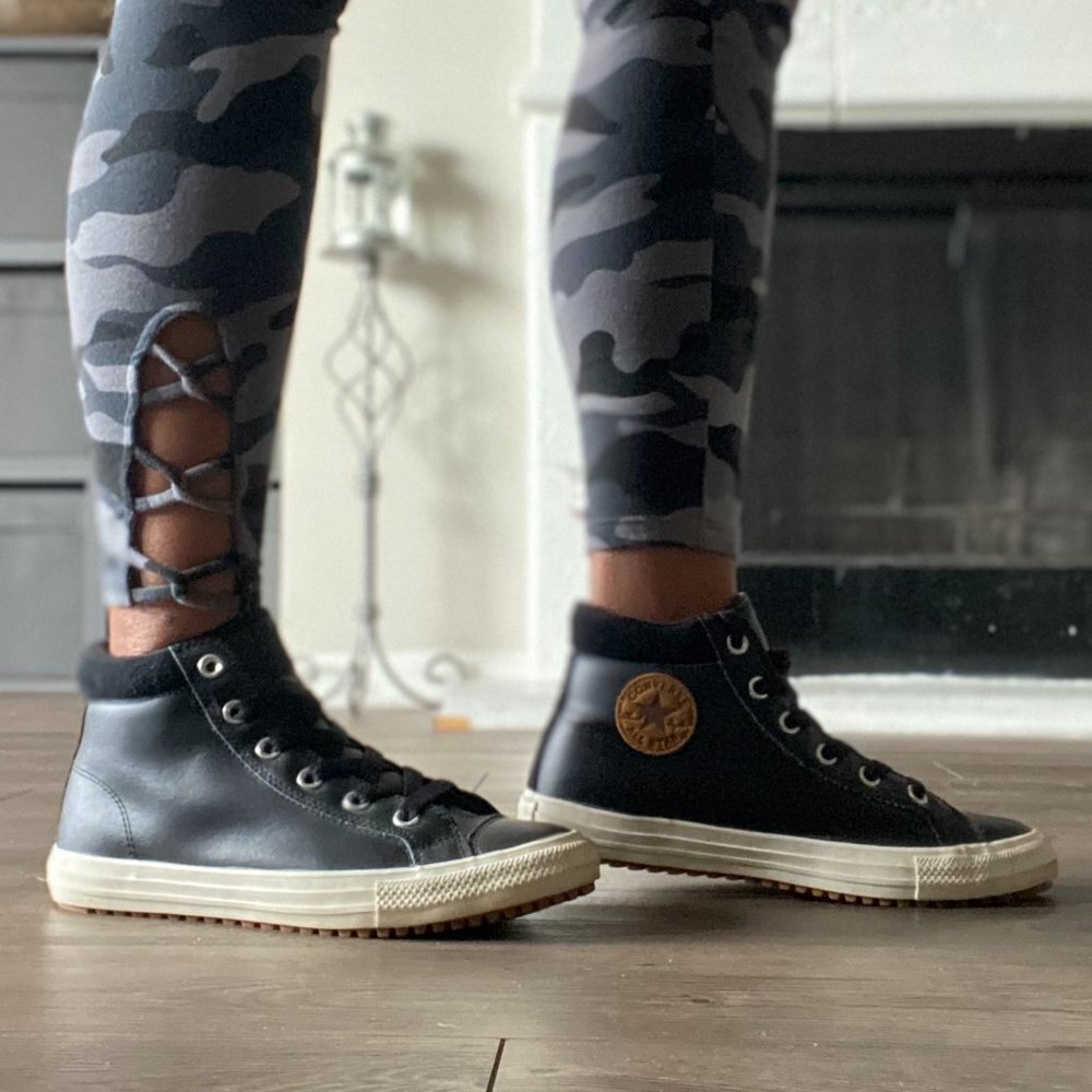 CONVERSE CHUCK TAYLOR ALL STAR BOOT SNEAKER - BLACK